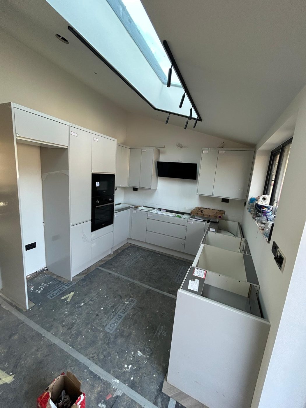 Kitchen & Living Space
